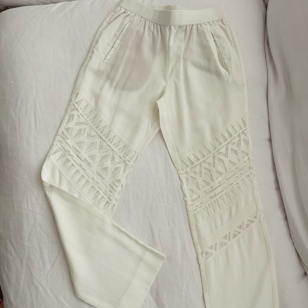BCBG white pants w/ lace detail